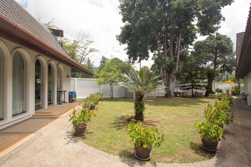 Chalong Palm Residence Exterior photo
